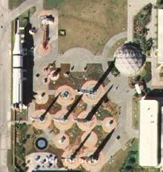 Jardín de los cohetes en el Centro Espacial Kennedy, Florida
